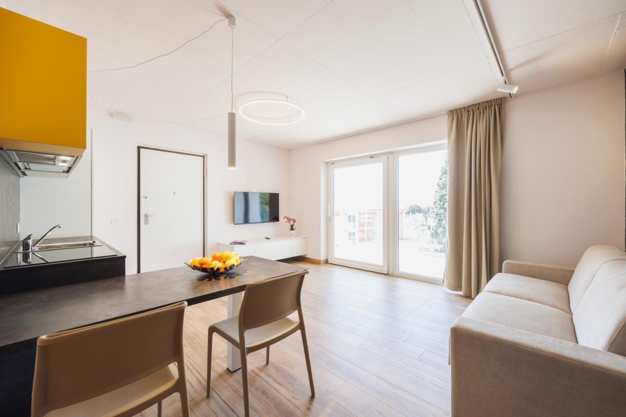 Lake Side Suites Ρίβα ντελ Γκάρντα Εξωτερικό φωτογραφία