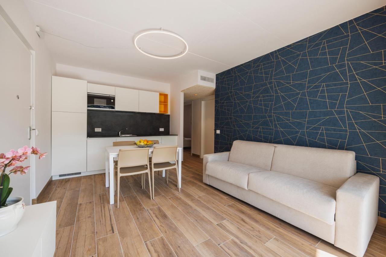 Lake Side Suites Ρίβα ντελ Γκάρντα Εξωτερικό φωτογραφία