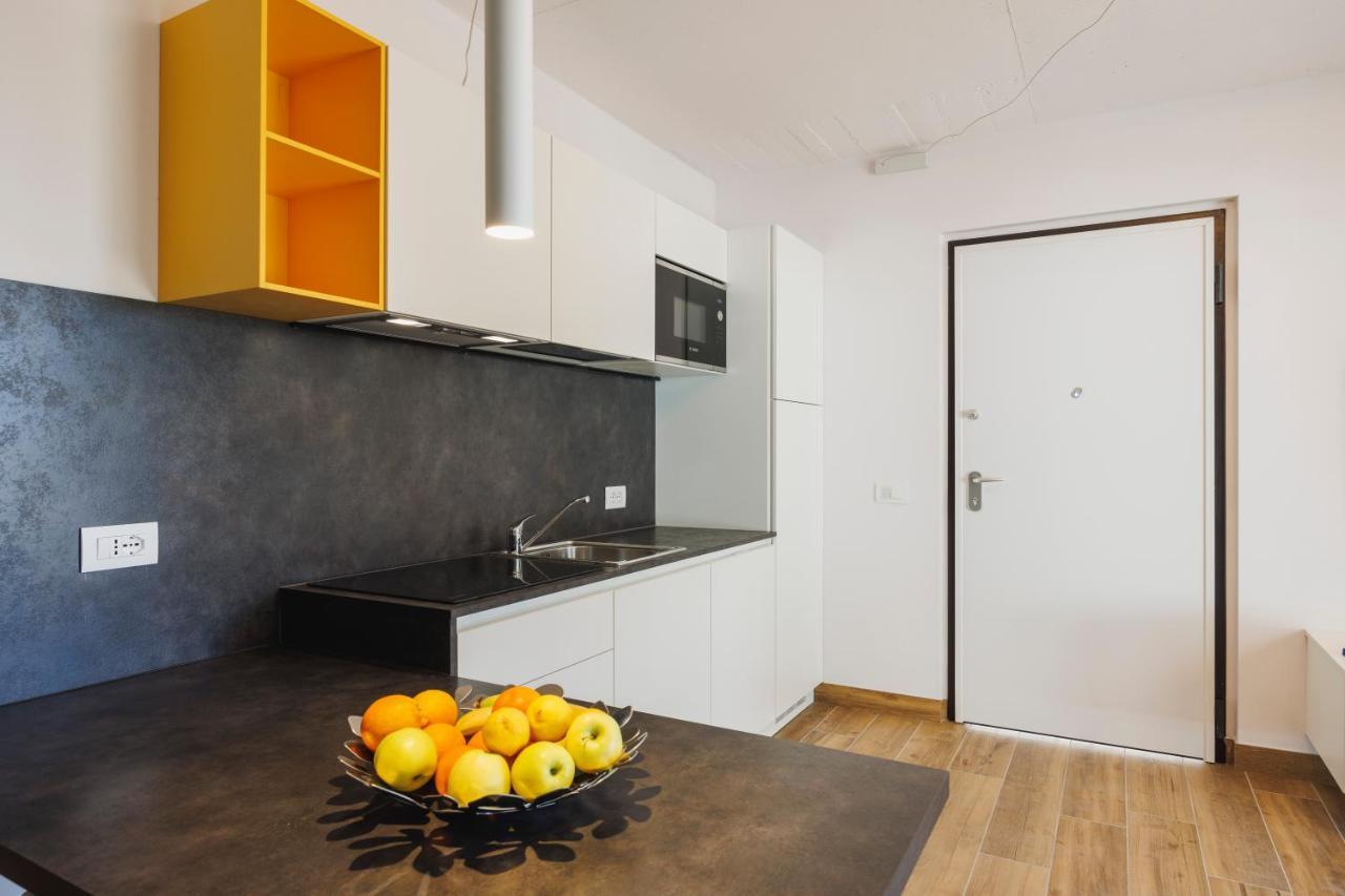 Lake Side Suites Ρίβα ντελ Γκάρντα Εξωτερικό φωτογραφία