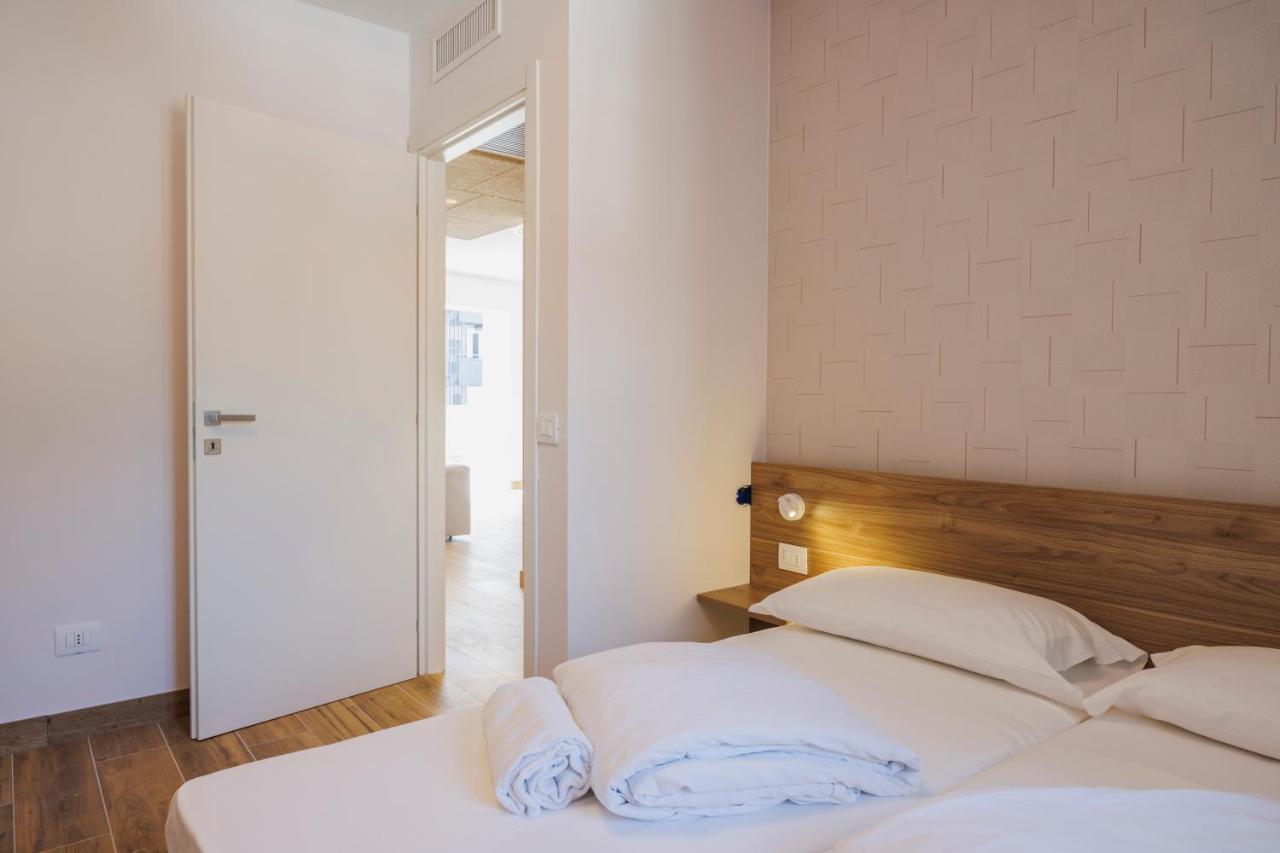 Lake Side Suites Ρίβα ντελ Γκάρντα Εξωτερικό φωτογραφία
