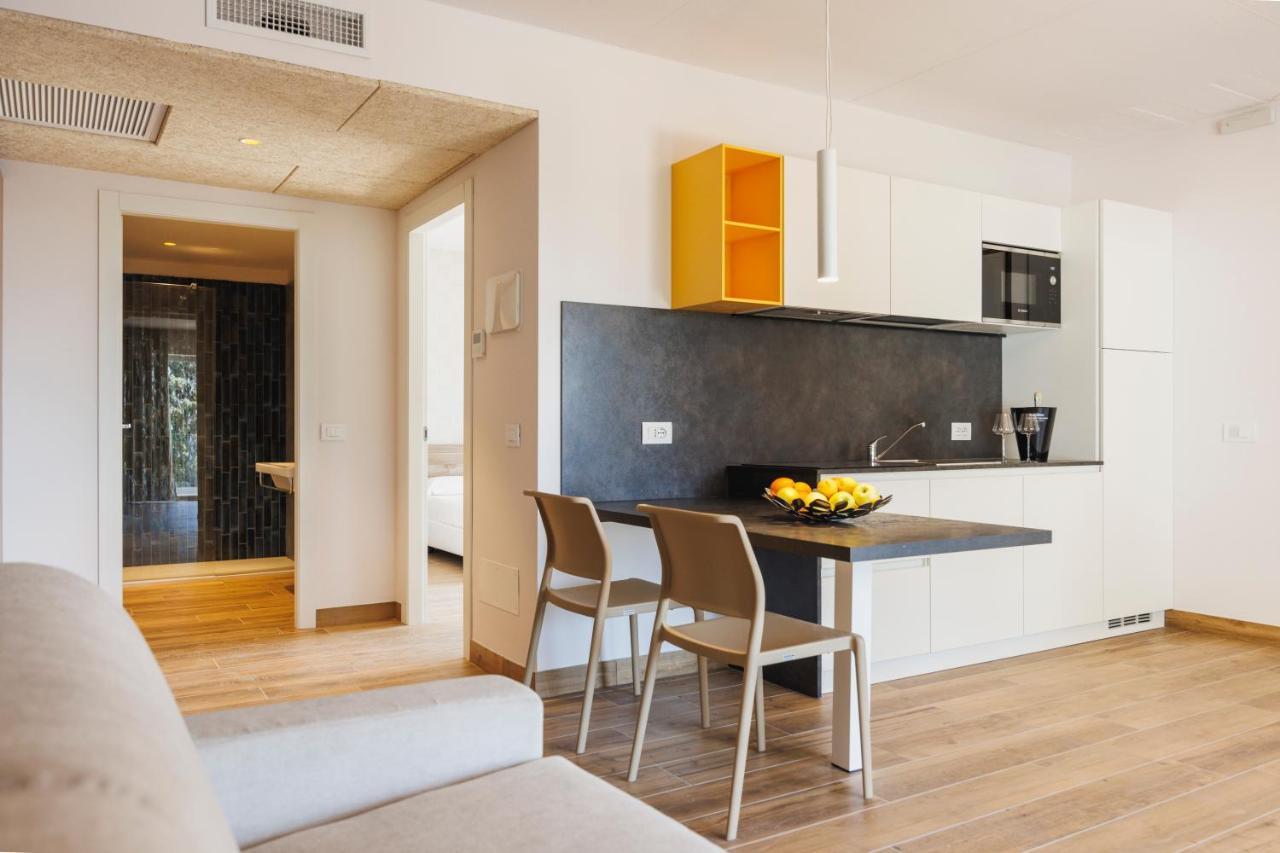 Lake Side Suites Ρίβα ντελ Γκάρντα Εξωτερικό φωτογραφία