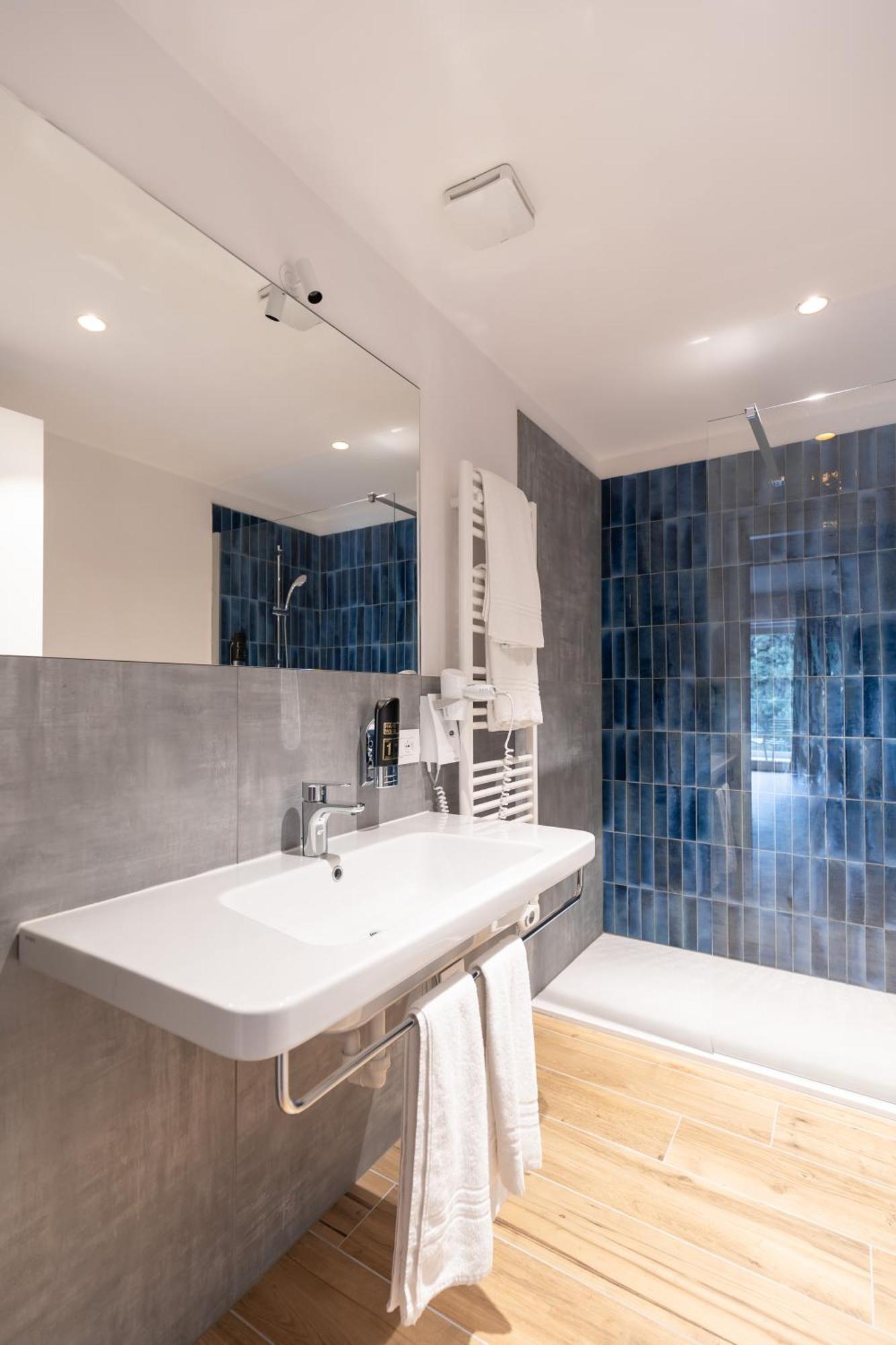 Lake Side Suites Ρίβα ντελ Γκάρντα Εξωτερικό φωτογραφία